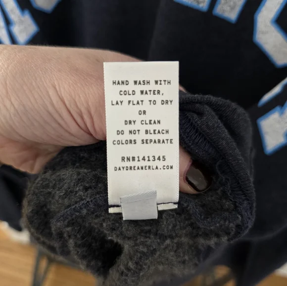 NWOT Daydreamer Montauk BF Crew Sweatshirt - Picture 11 of 11